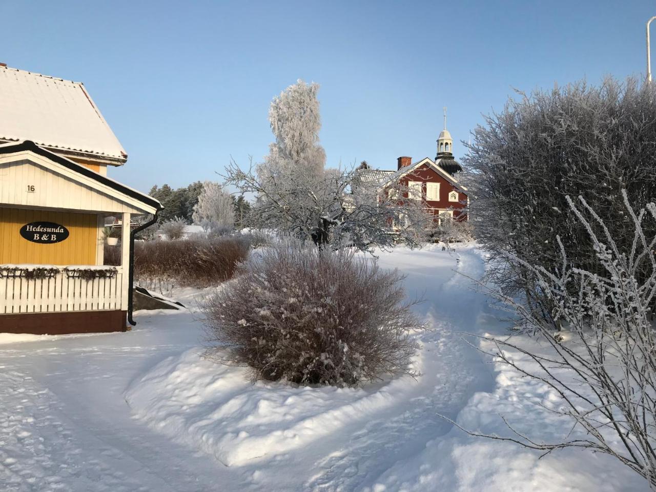 Hedesunda Bed & Breakfast Extérieur photo